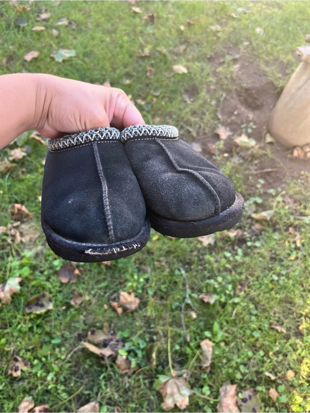 UGG WINTER TASMAN SLIPPERS LITTLE KIDS SIZE 13